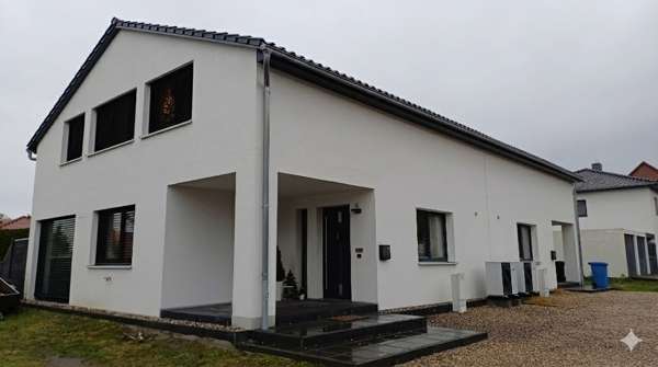 Thumbnail-Haus zum Kaufen in Burg 290.000,00 € 140 m²