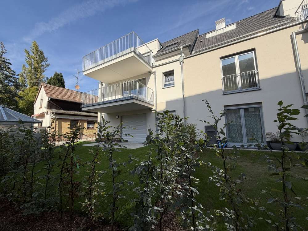 Thumbnail-Wohnung zum Kaufen in Wiesbaden Biebrich 710.000,00 € 103 m²