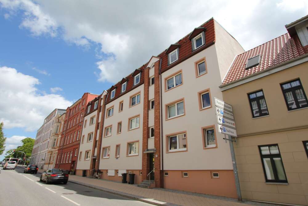 Thumbnail-Wohnung zum Mieten in Schwerin 346,00 € 49.39 m²