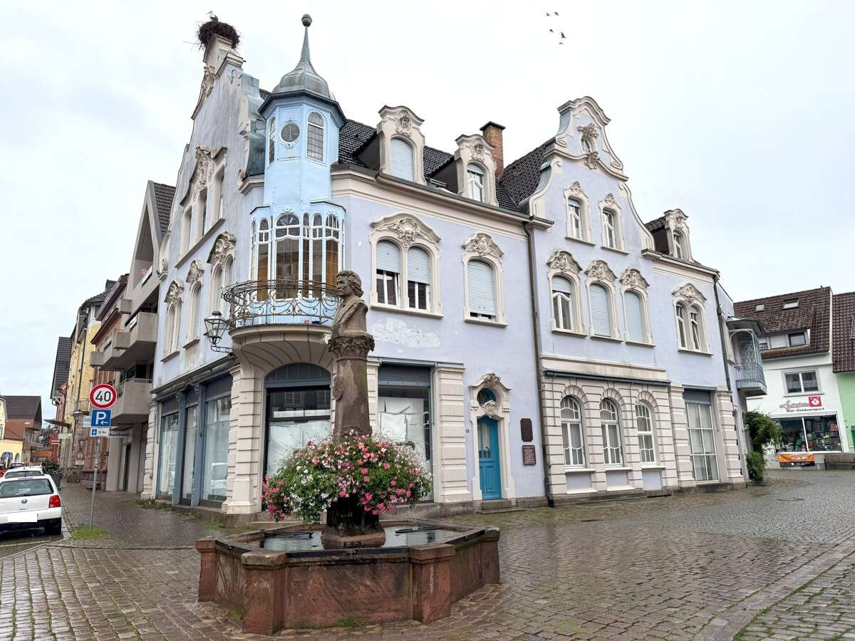 Thumbnail-Haus zum Kaufen in Zell am Harmersbach 1.050.000,00 € 353 m²