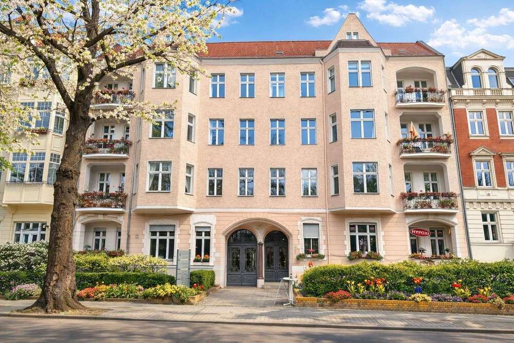 Thumbnail-Wohnung zum Mieten in Berlin 2.654,36 € 221.75 m²