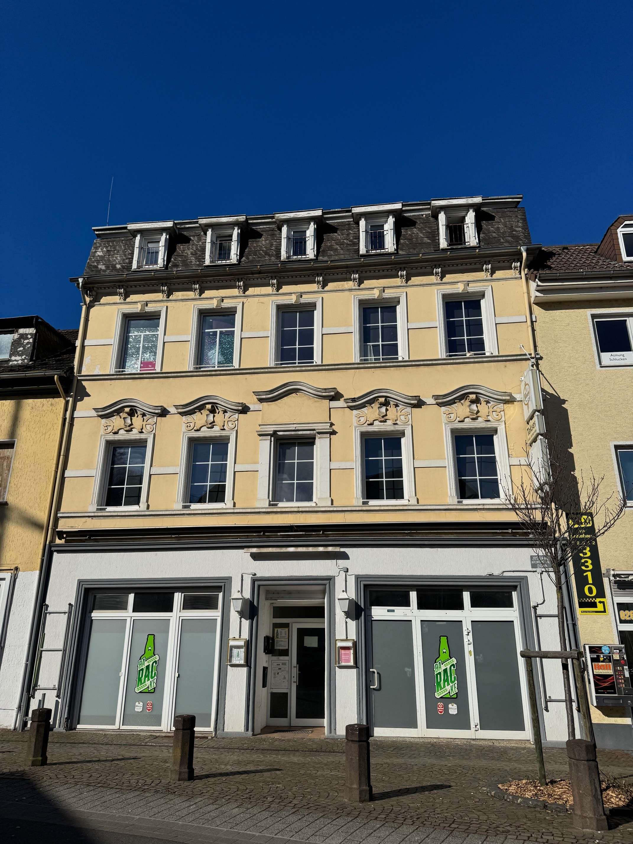 Thumbnail-Haus zum Kaufen in Remagen 949.000,00 € 483.84 m²
