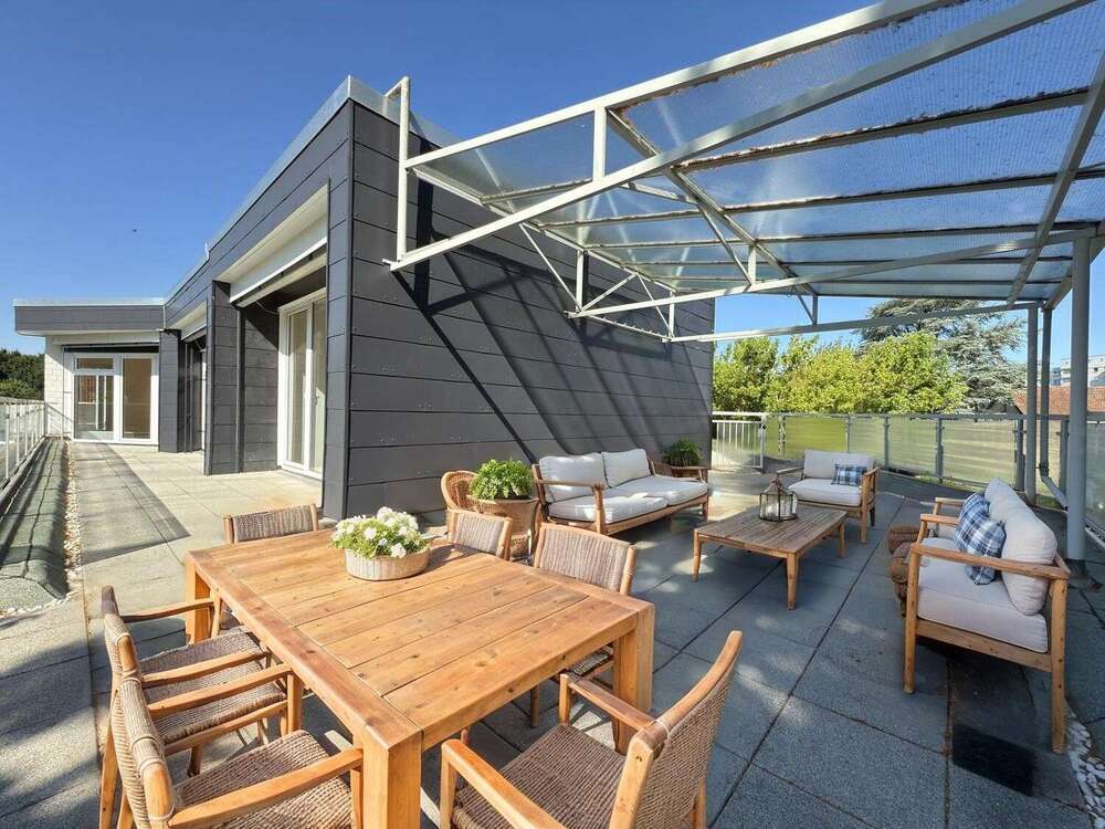 Thumbnail-Wohnung zum Mieten in Frankfurt am Main 2.950,00 € 162.8 m²