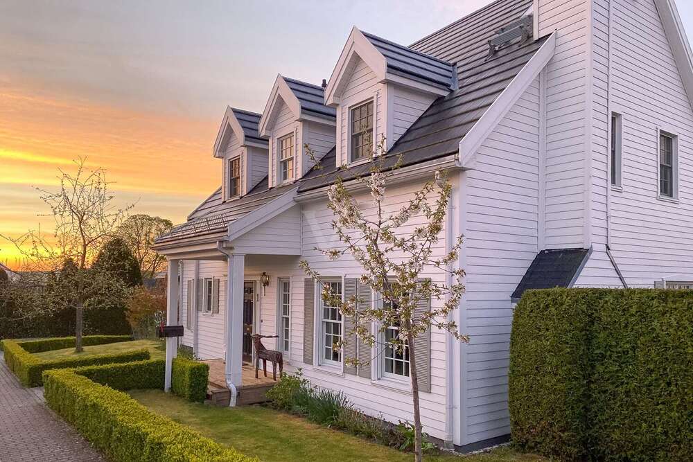 Thumbnail-Haus zum Kaufen in Wehrheim Obernhain 1.290.000,00 € 198 m²