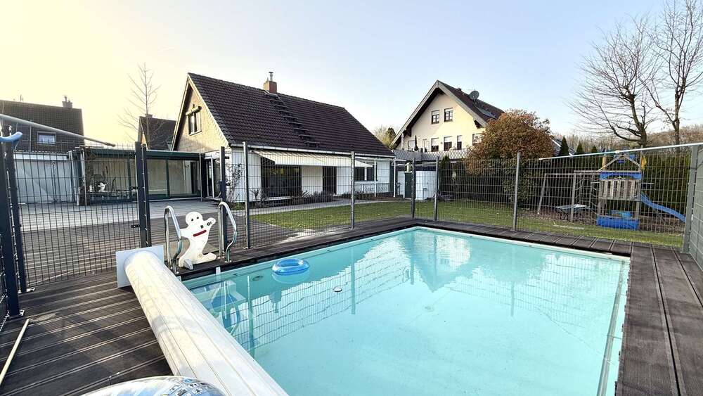 Thumbnail-Haus zum Kaufen in Leverkusen 849.000,00 € 211.66 m²