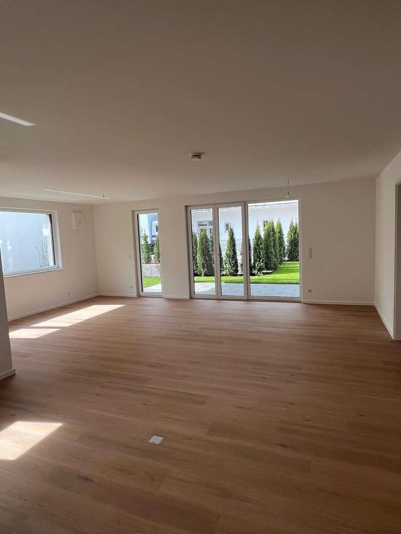 Thumbnail-Wohnung zum Mieten in Germering 2.095,00 € 97.5 m²