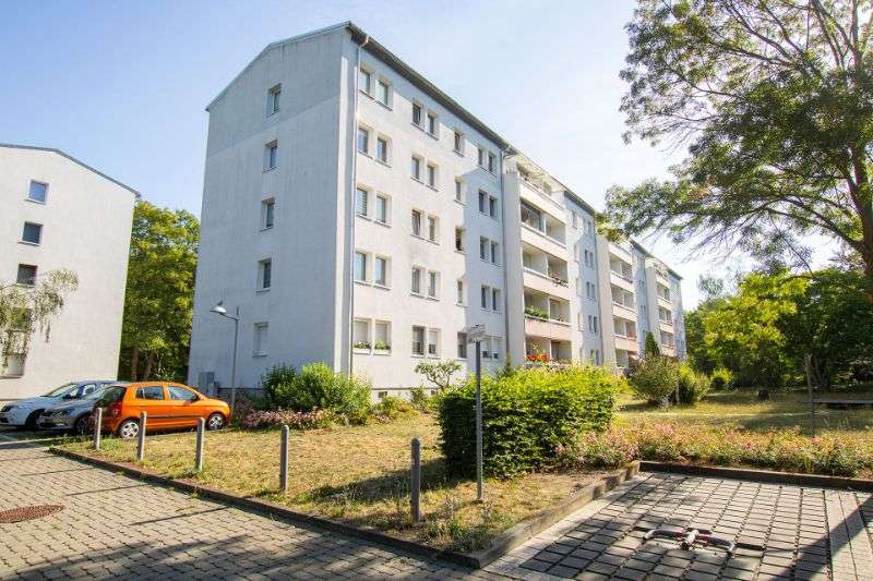 Thumbnail-Wohnung zum Mieten in Halle (Saale) 362,00 € 48.15 m²