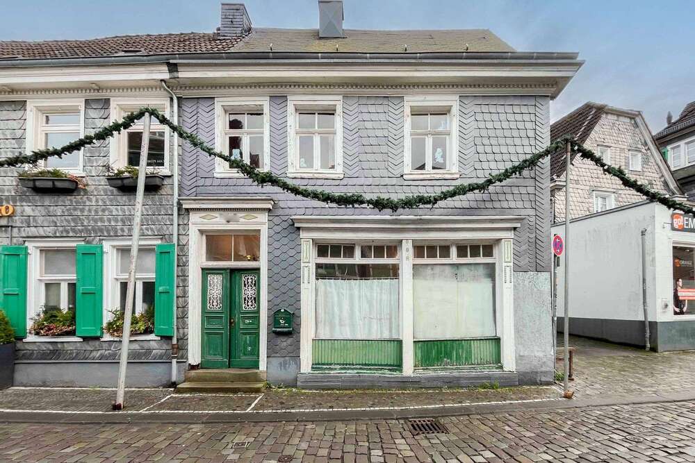 Thumbnail-Haus zum Kaufen in Solingen 160.000,00 € 108.26 m²