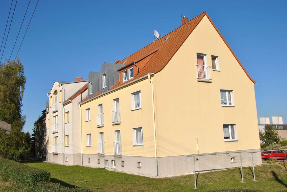 Thumbnail-Wohnung zum Mieten in Fraureuth 298,00 € 57.4 m²