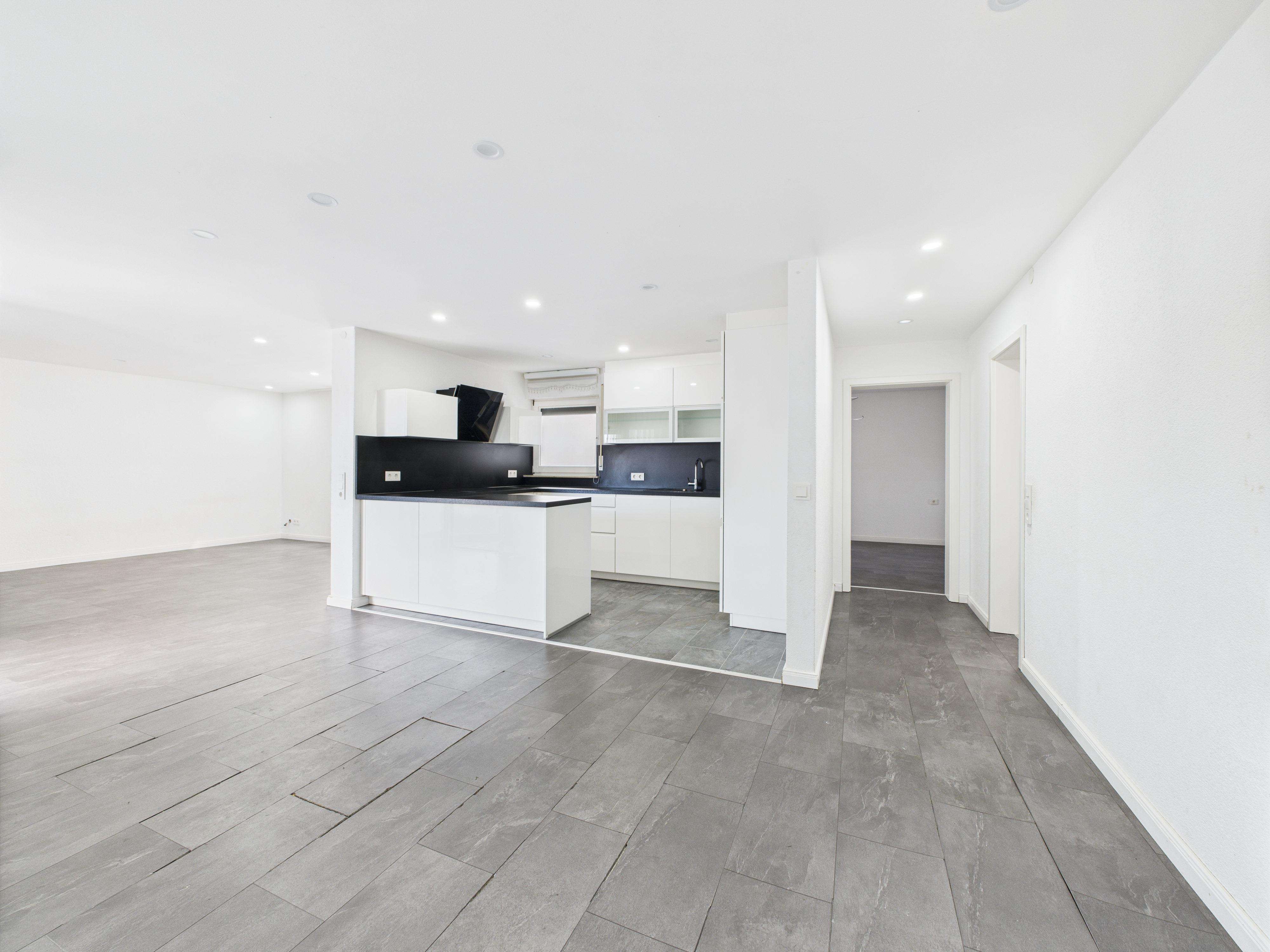 Thumbnail-Wohnung zum Kaufen in Böblingen 350.000,00 € 100 m²