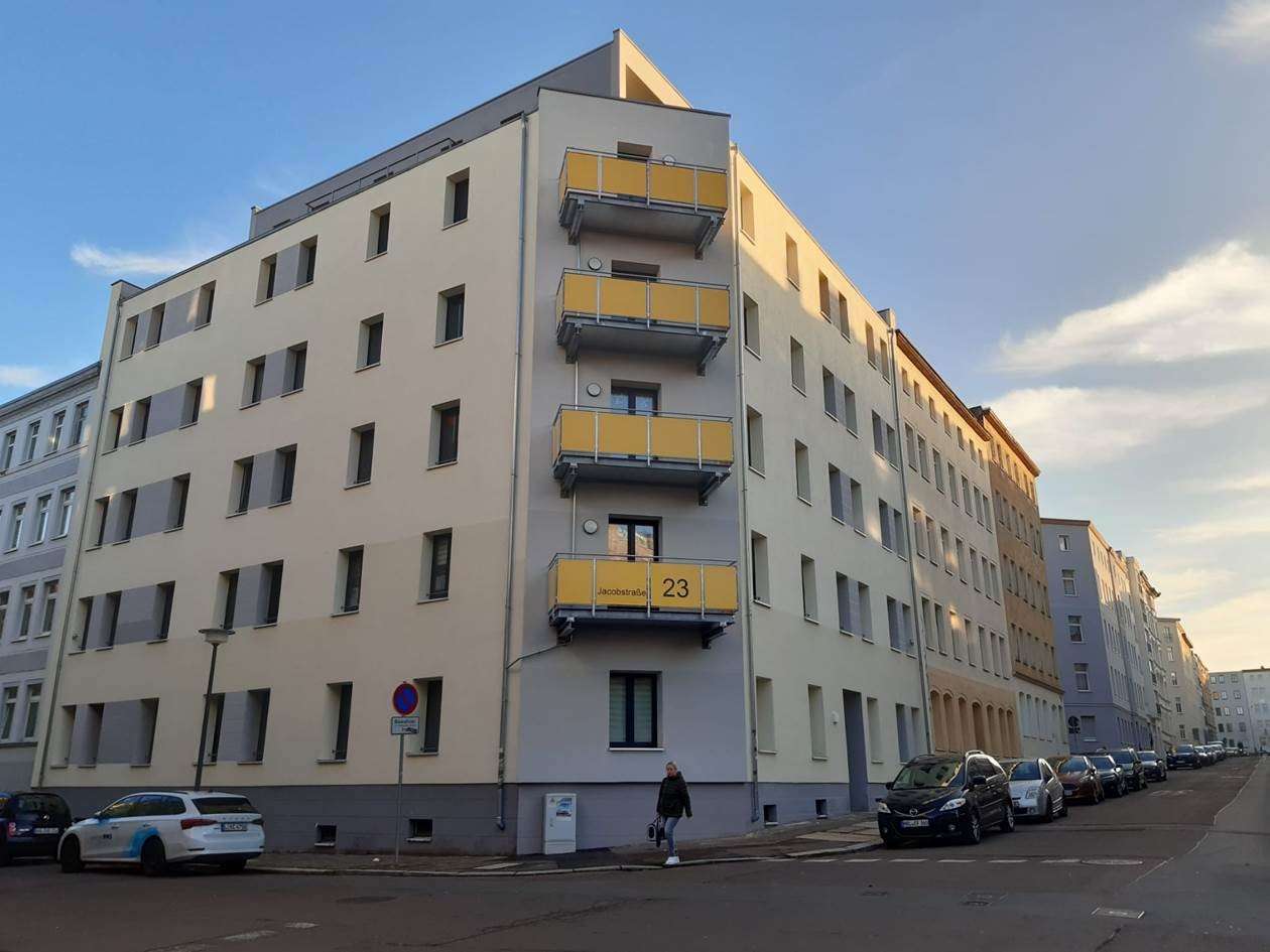 Thumbnail-Wohnung zum Mieten in Halle 1.300,00 € 101.81 m²