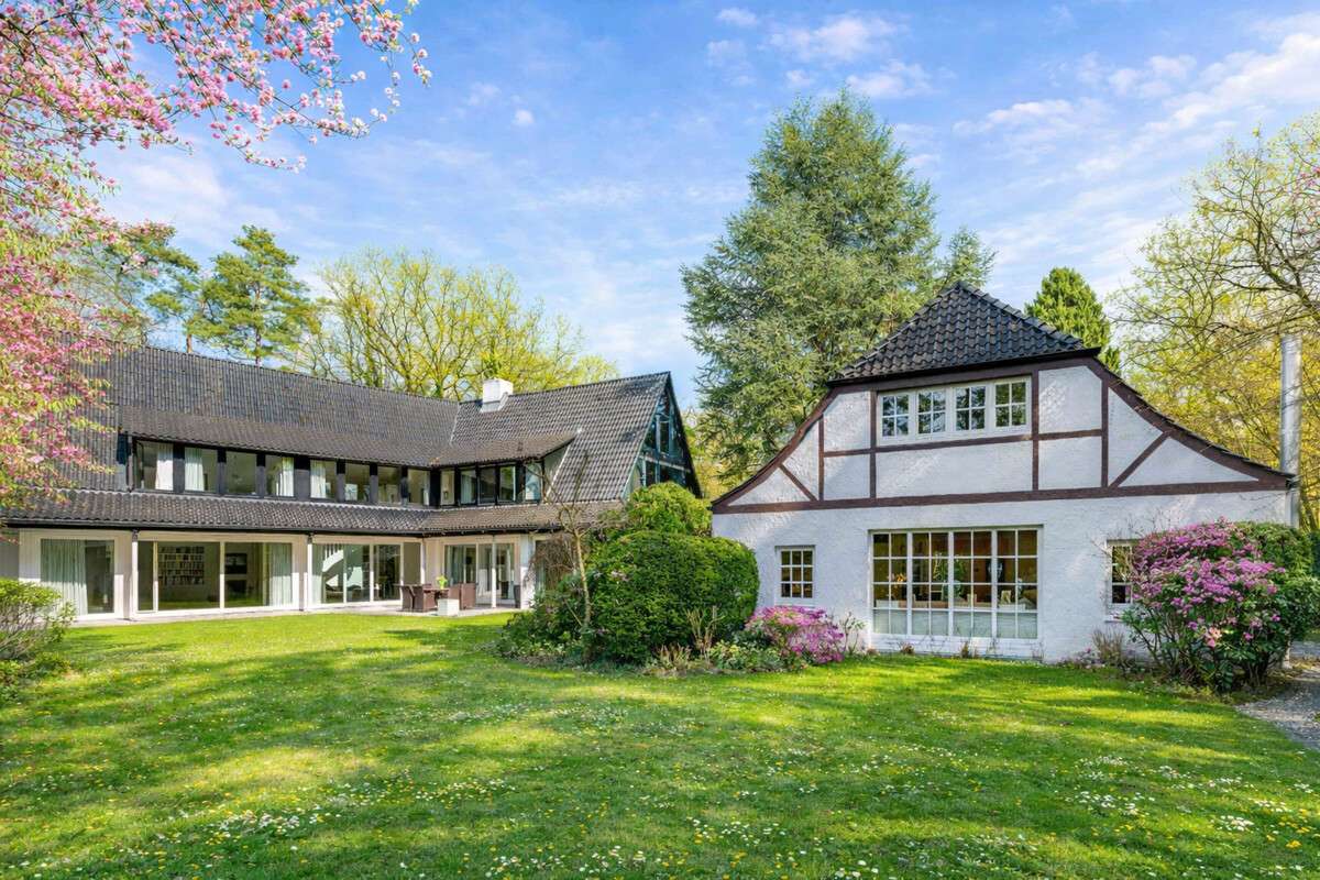 Thumbnail-Haus zum Kaufen in Hamburg 3.300.000,00 € 532 m²