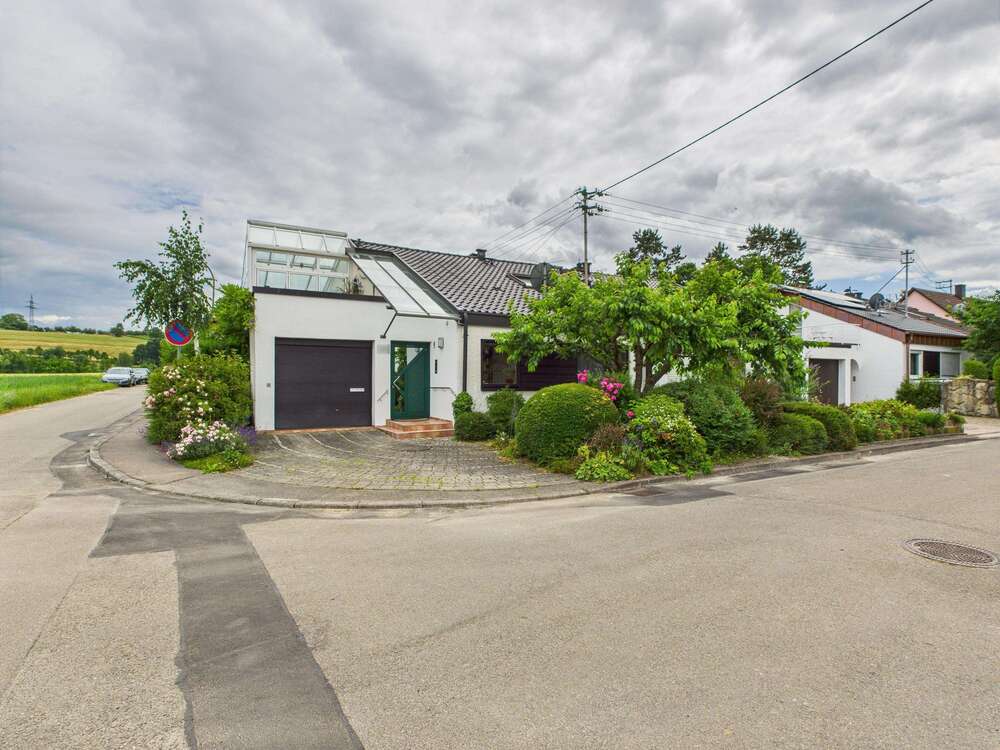 Thumbnail-Haus zum Kaufen in Weil im Schönbuch 547.000,00 € 123 m²