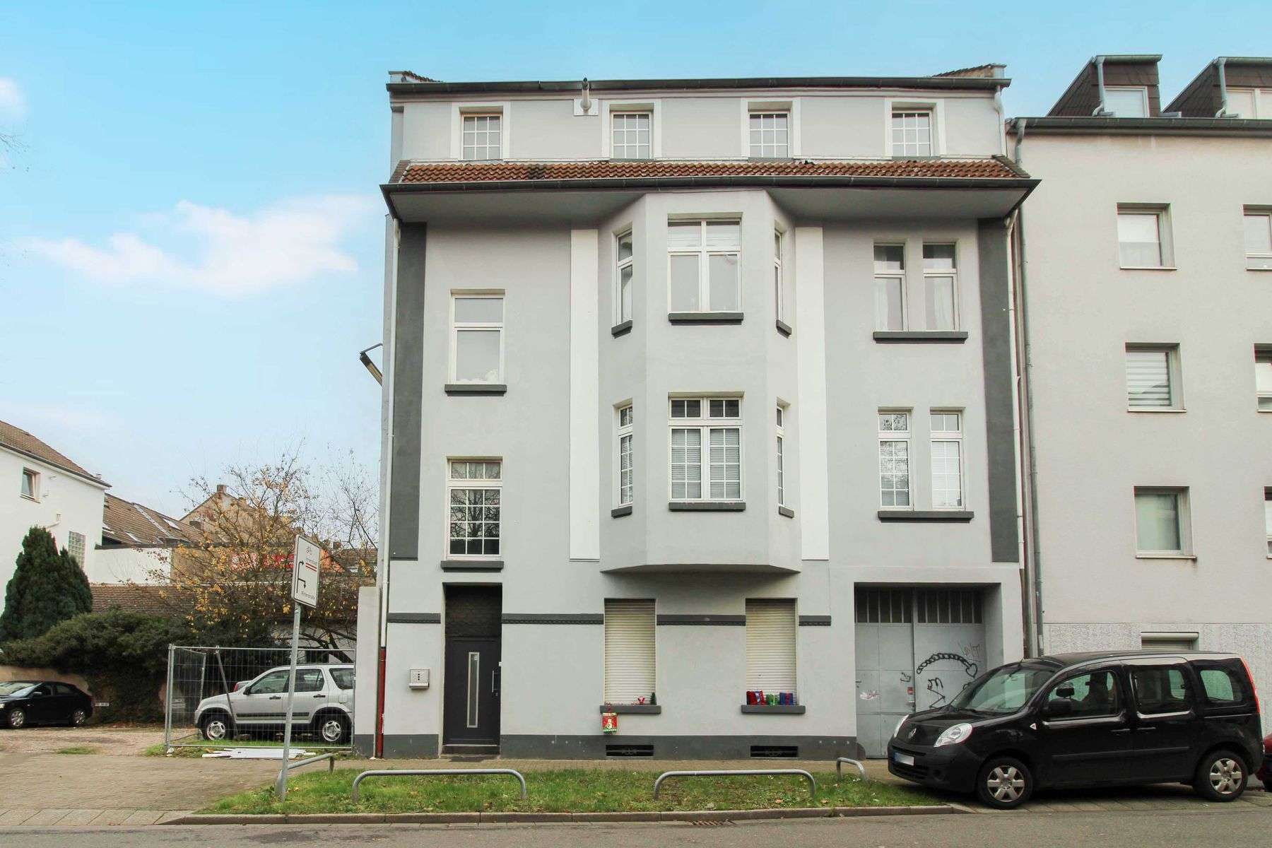 Thumbnail-Wohnung zum Kaufen in Krefeld 145.000,00 € 127.65 m²