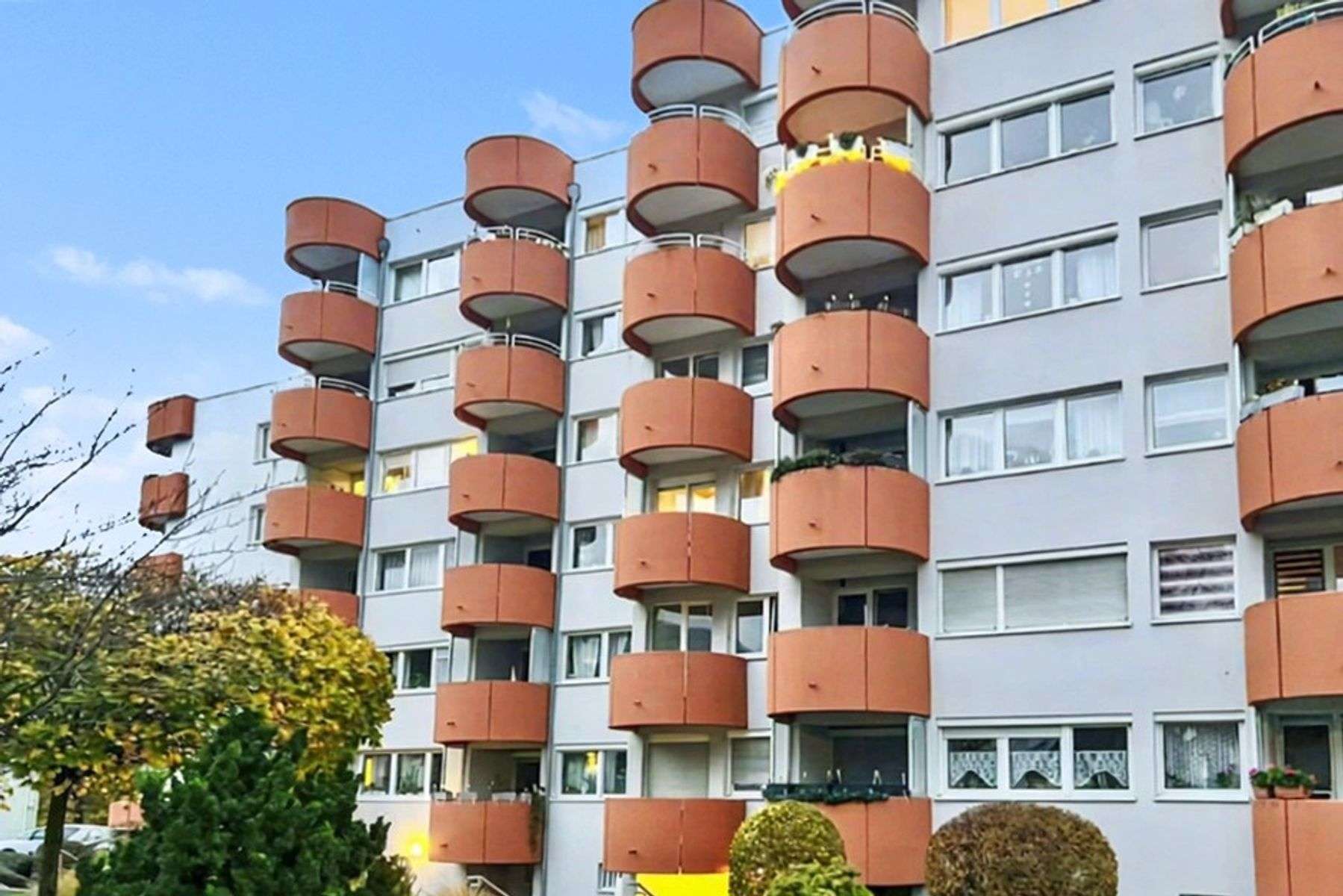 Thumbnail-Wohnung zum Kaufen in Leverkusen 120.000,00 € 29.29 m²