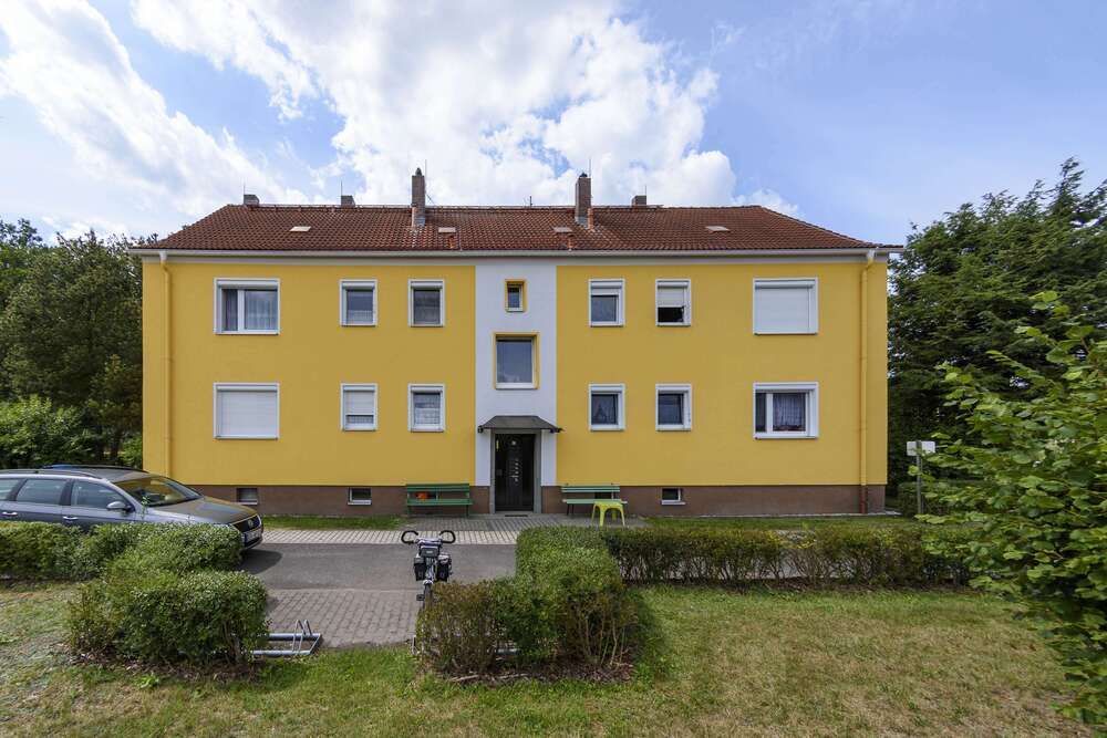 Thumbnail-Wohnung zum Mieten in Uhsmannsdorf 291,60 € 48 m²