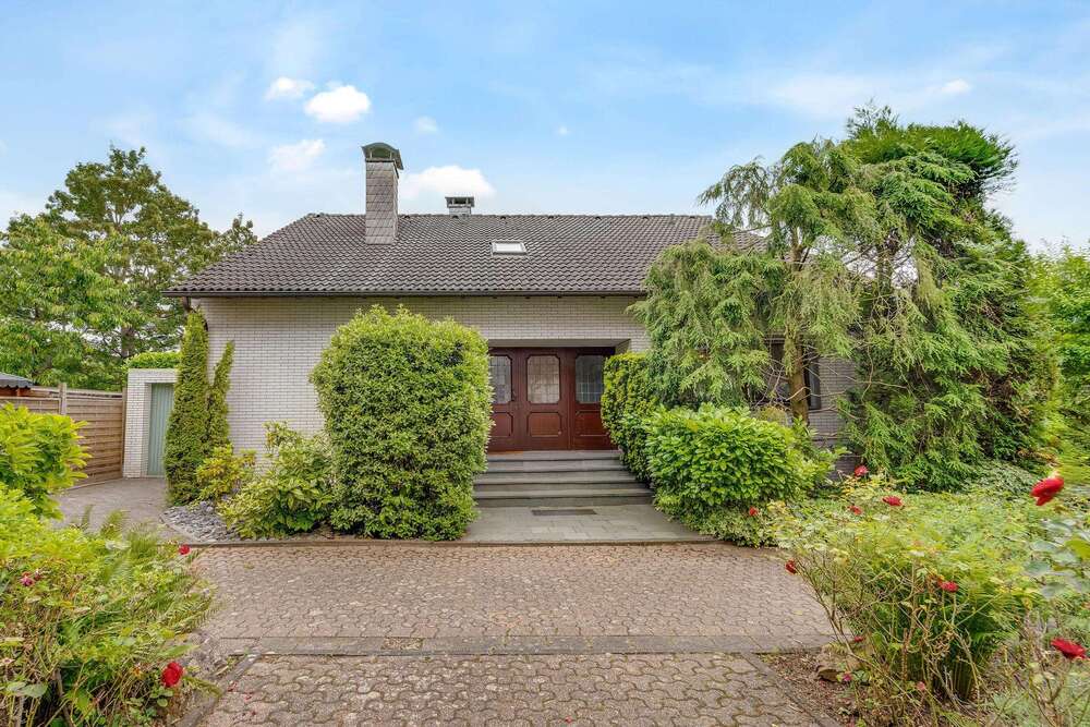 Thumbnail-Haus zum Kaufen in Kaarst 729.000,00 € 246 m²