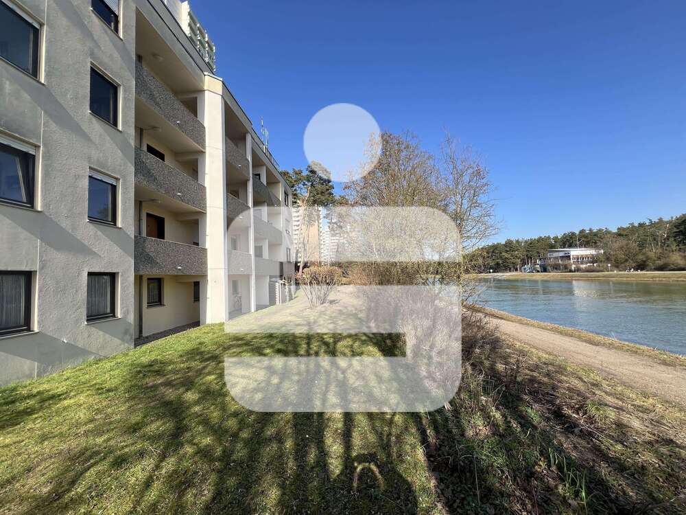 Thumbnail-Wohnung zum Kaufen in Erlangen 112.000,00 € 27.63 m²