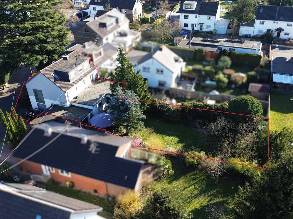 Thumbnail-Haus zum Kaufen in Köln 599.000,00 € 203 m²
