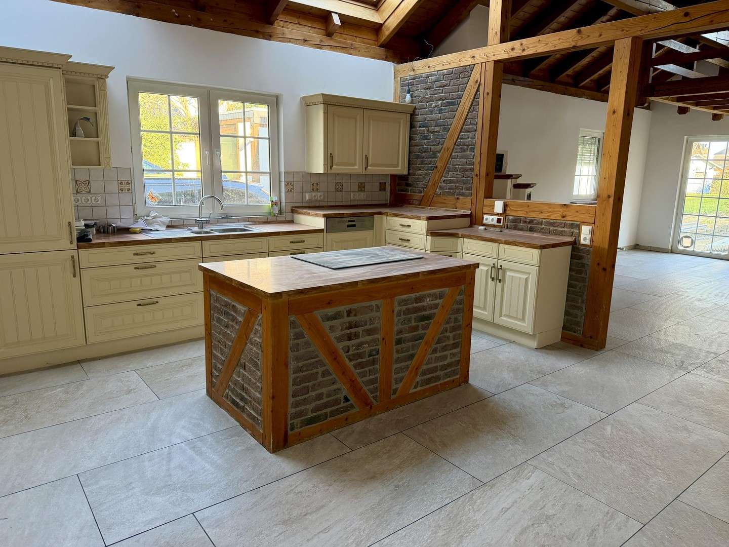Thumbnail-Wohnung zum Mieten in Euskirchen 1.172,00 € 98.48 m²