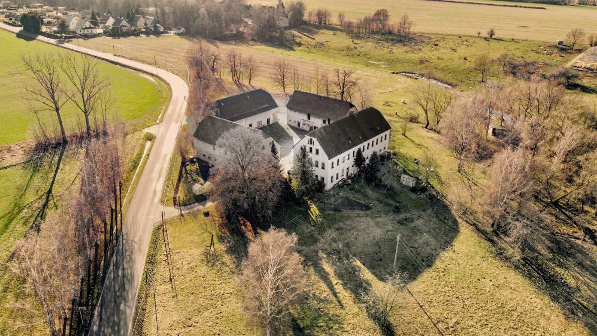 Thumbnail-Haus zum Kaufen in Mittweida 359.000,00 € 272 m²