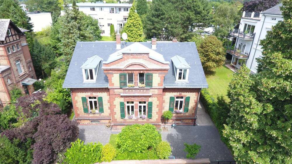 Thumbnail-Wohnung zum Mieten in Wiesbaden-Biebrich 1.950,00 € 114 m²