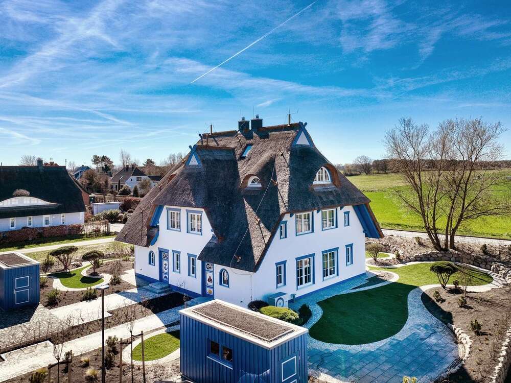 Thumbnail-Haus zum Kaufen in Ostseebad Ahrenshoop OT Niehagen 1.200.000,00 € 152 m²