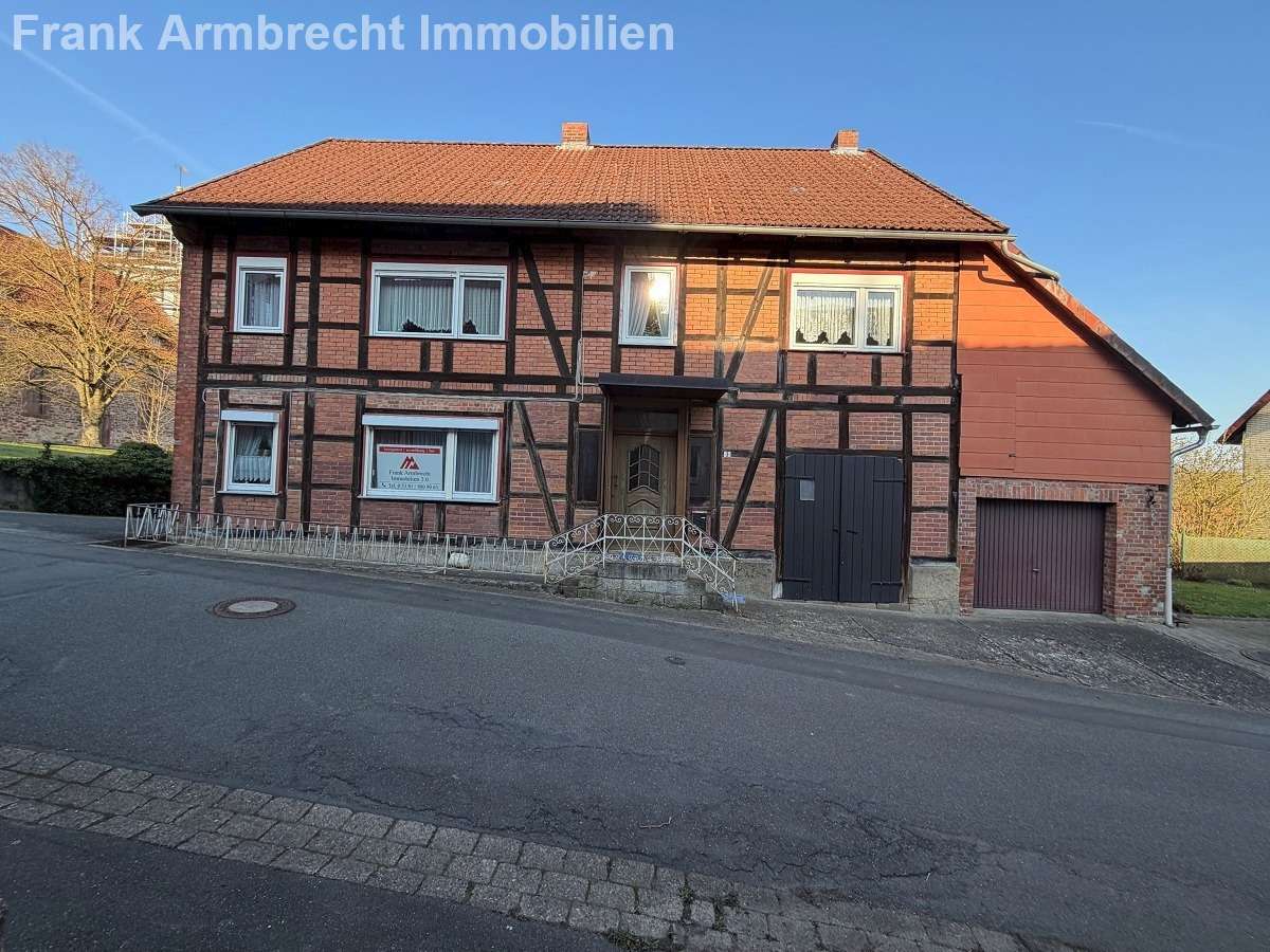 Thumbnail-Haus zum Kaufen in Kalefeld 58.000,00 € 189 m²