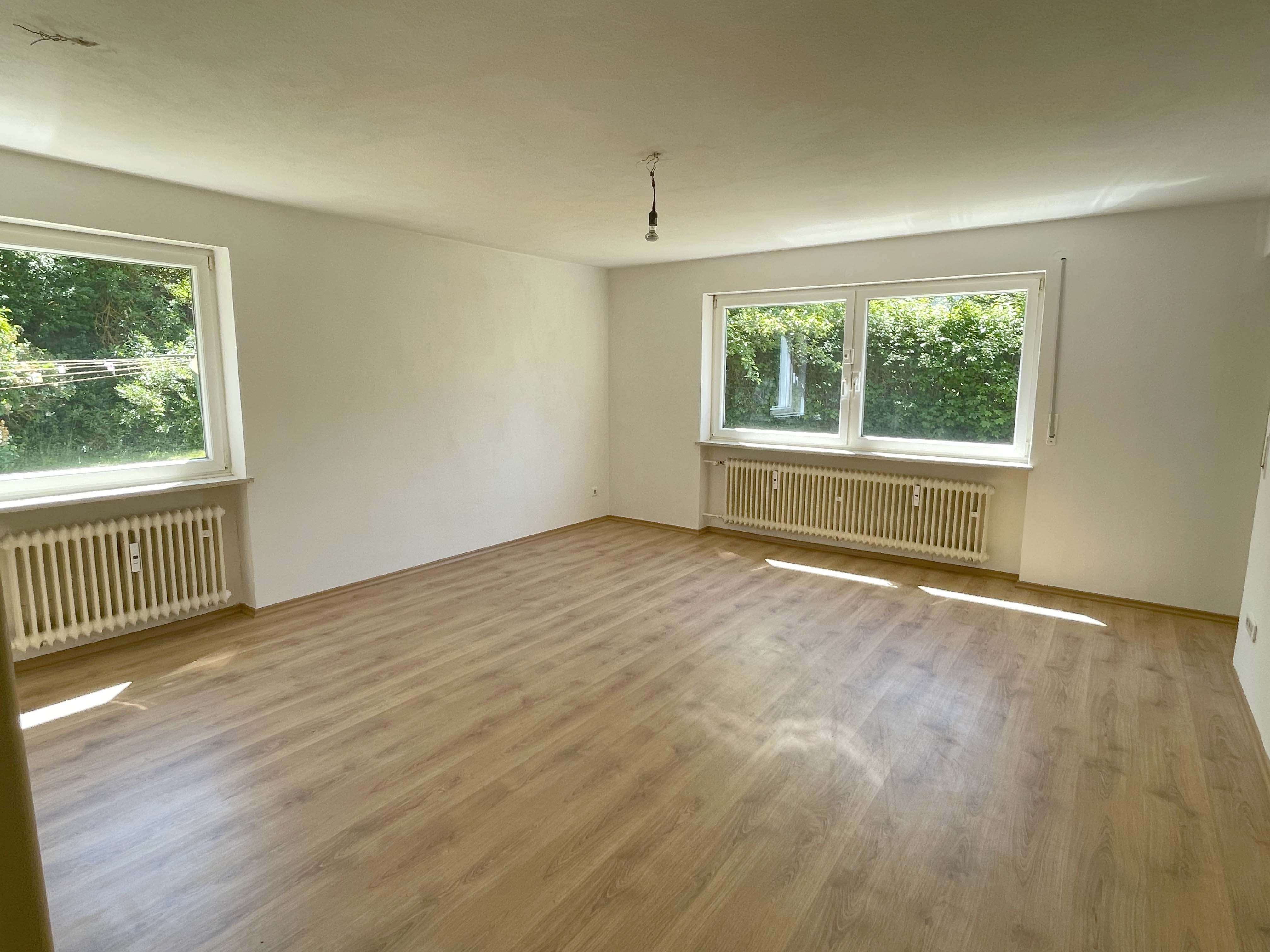 Thumbnail-Haus zum Kaufen in Regensburg 1.150.000,00 € 293 m²