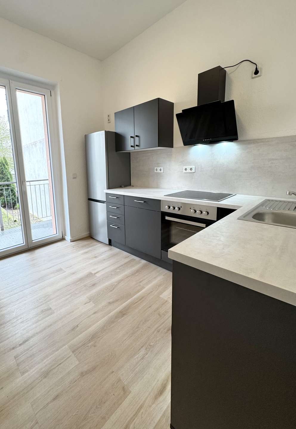 Thumbnail-Wohnung zum Mieten in Magdeburg 1.049,00 € 90 m²
