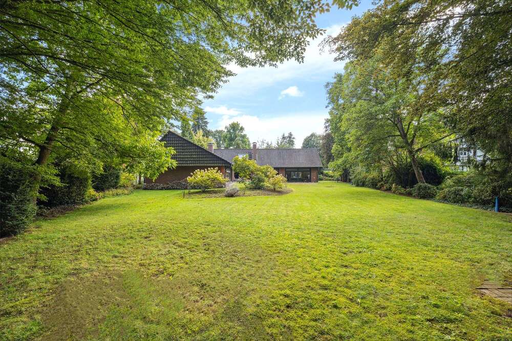 Thumbnail-Haus zum Kaufen in Hannover 2.100.000,00 € 319 m²