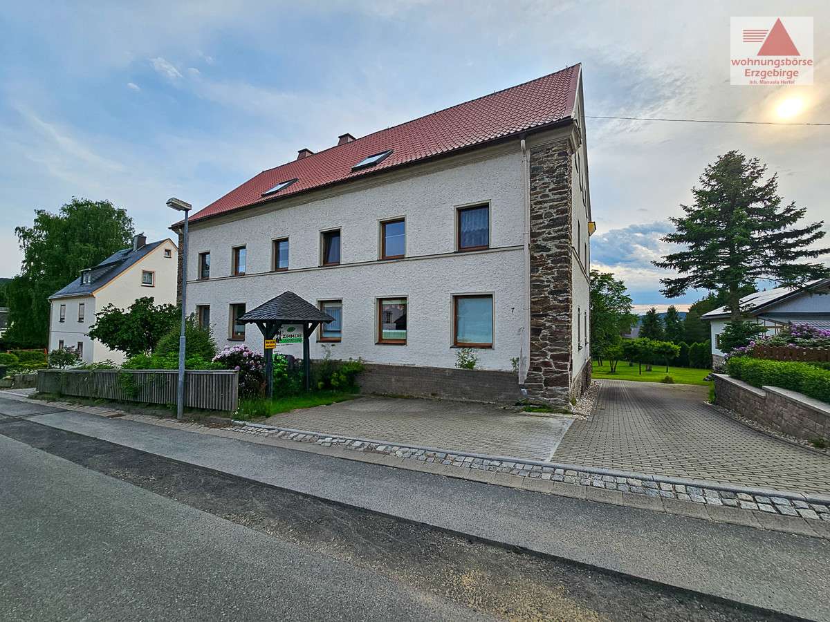 Thumbnail-Haus zum Kaufen in BreitenbrunnErzgebirge 380.000,00 € 406.56 m²