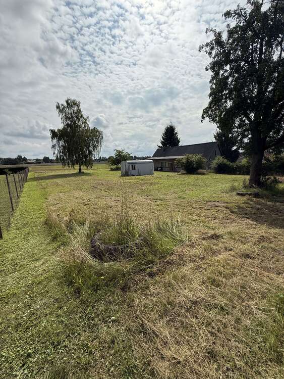 Thumbnail-Grundstück zu verkaufen in Oberkrämer 150.000,00 € 894 m²