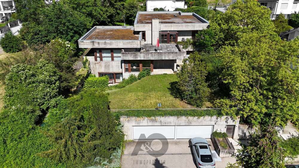 Thumbnail-Haus zum Mieten in Herrenberg 4.000,00 € 369.12 m²