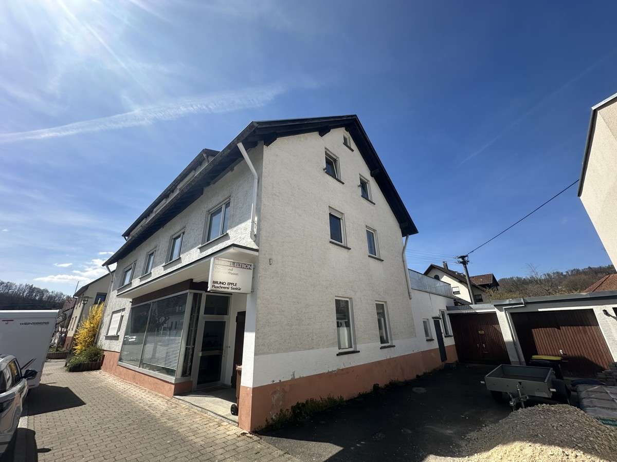 Thumbnail-Haus zum Kaufen in Fridingen an der Donau 449.000,00 € 298 m²