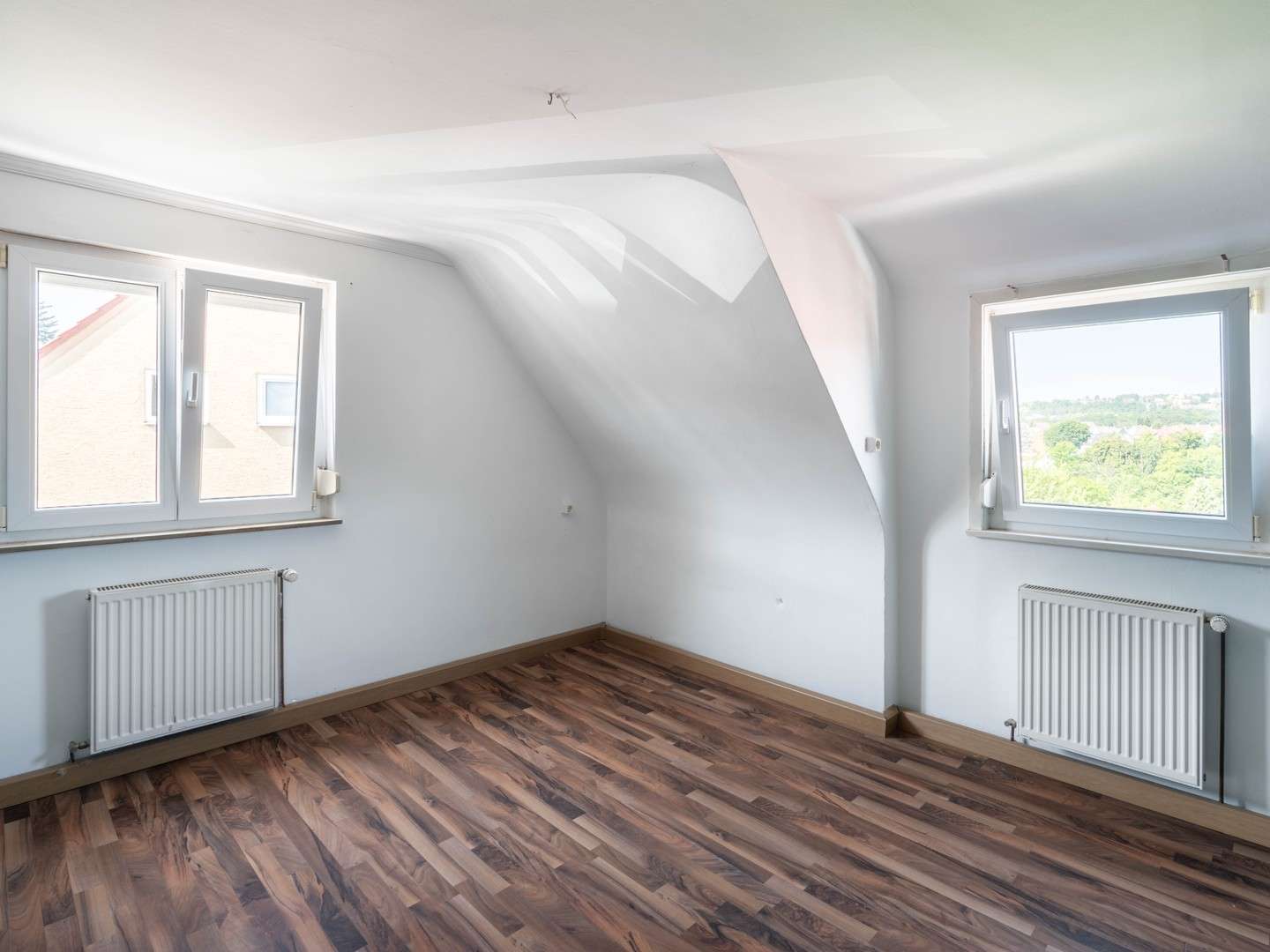 Thumbnail-Wohnung zum Kaufen in Stuttgart 199.000,00 € 54.7 m²