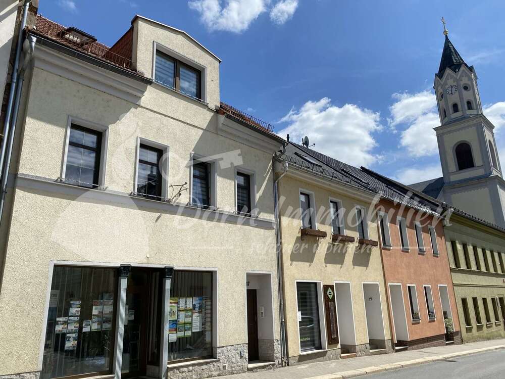 Thumbnail-Haus zum Kaufen in Elsterberg 150.000,00 € 330.76 m²