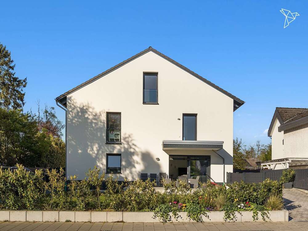Thumbnail-Haus zum Kaufen in Neu-Isenburg 999.000,00 € 210 m²