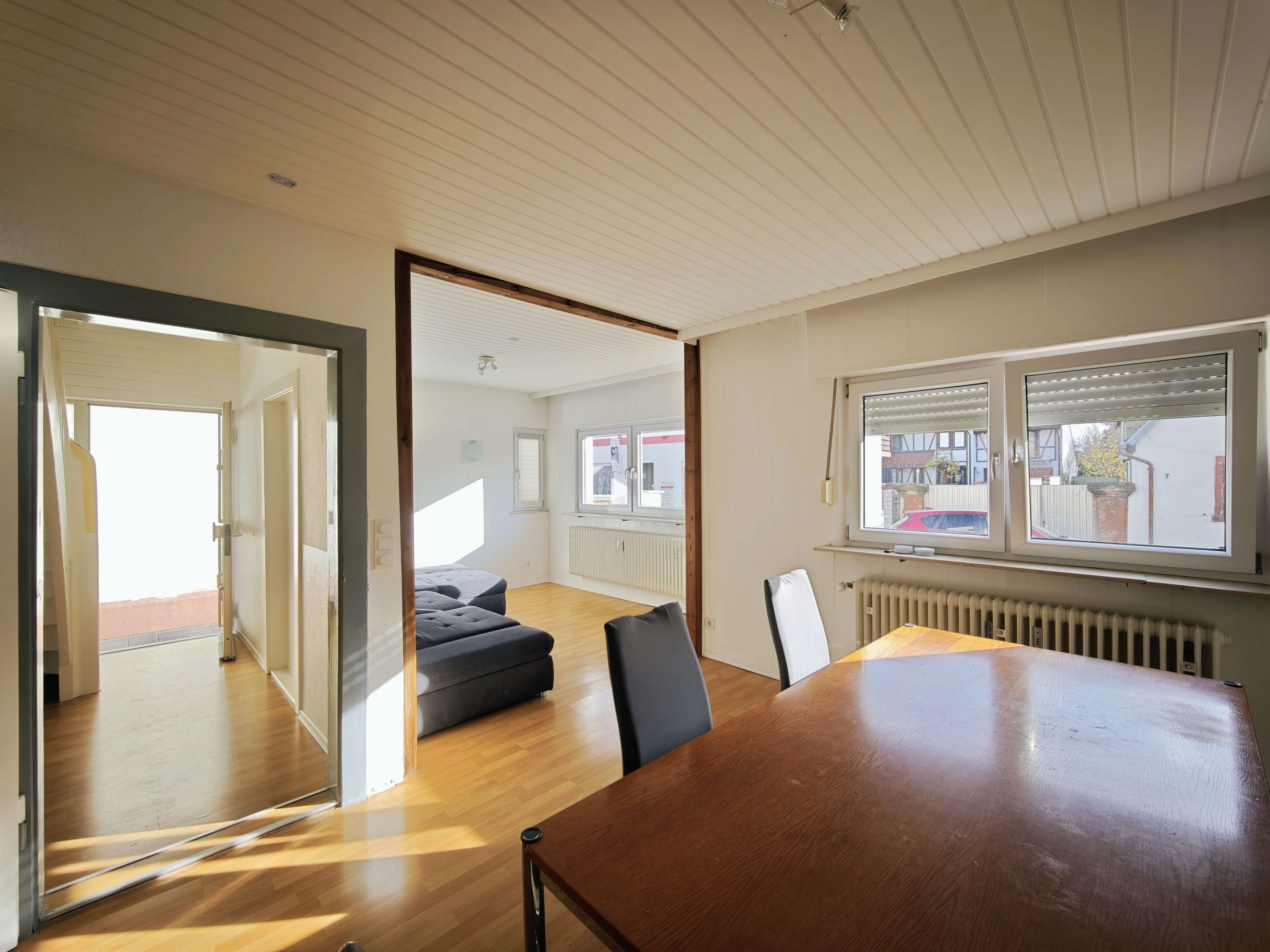 Thumbnail-Wohnung zum Mieten in Neustadt Geinsheim 1.000,00 € 119 m²