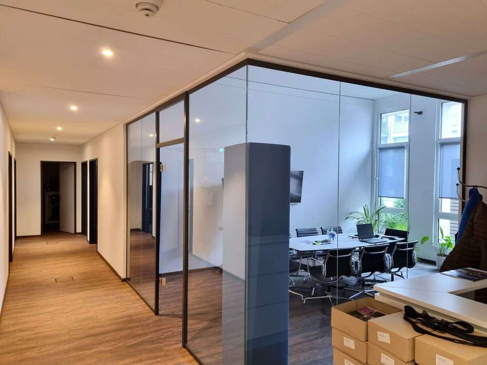 Thumbnail-Büro in Köln 3.462,05 € 203.65 m²
