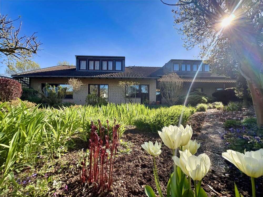 Thumbnail-Haus zum Kaufen in Rheinberg 589.000,00 € 203 m²