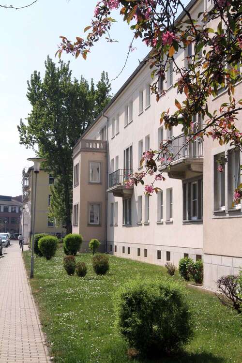 Thumbnail-Wohnung zum Mieten in Zeitz 375,00 € 63 m²