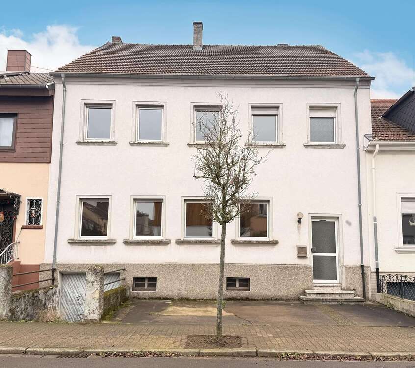 Thumbnail-Haus zum Kaufen in Dillingen 175.000,00 € 175 m²