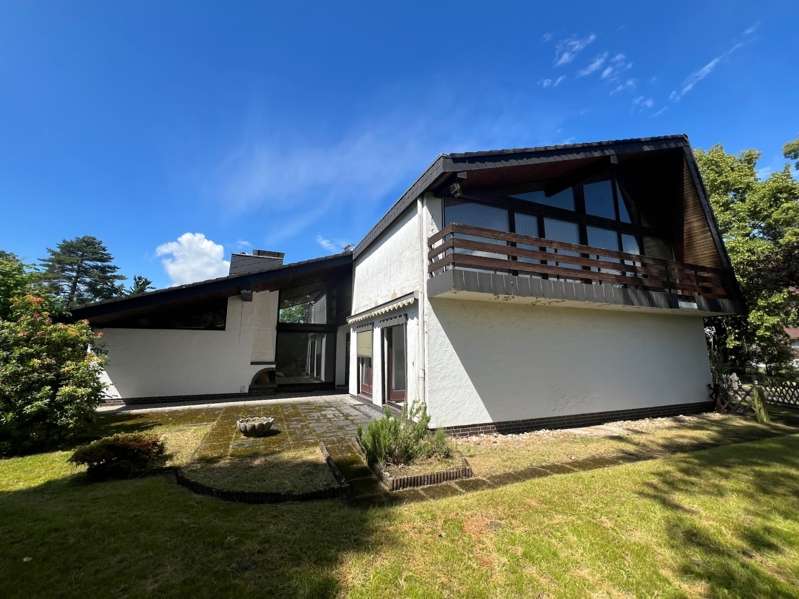 Thumbnail-Haus zum Kaufen in Braunschweig 680.000,00 € 252 m²