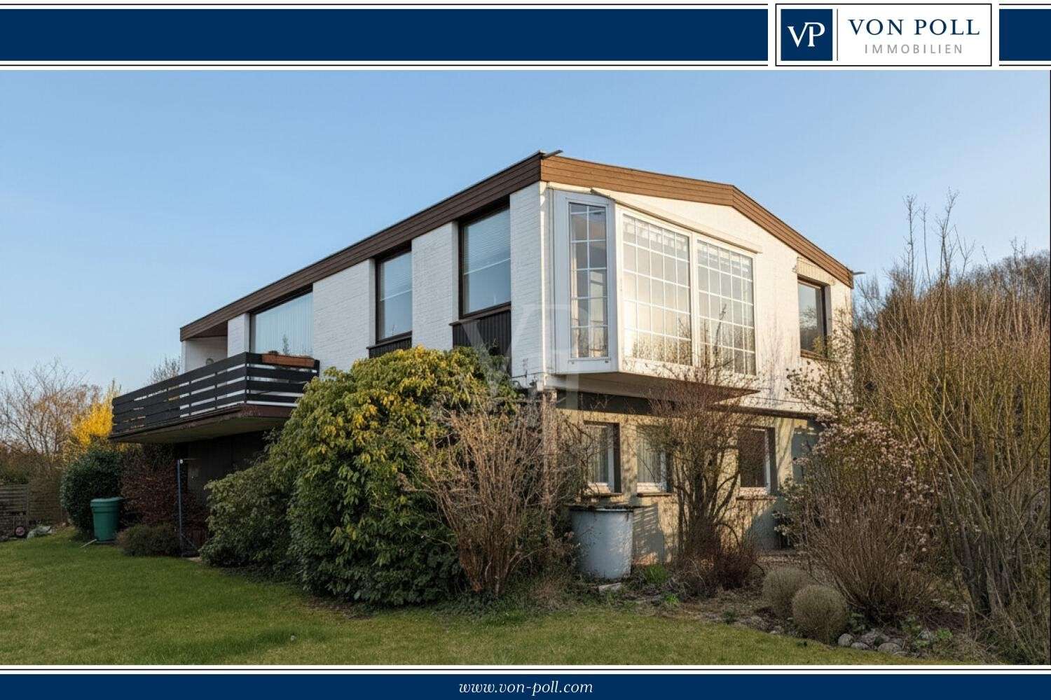 Thumbnail-Haus zum Kaufen in Hameln 230.000,00 € 167.99 m²