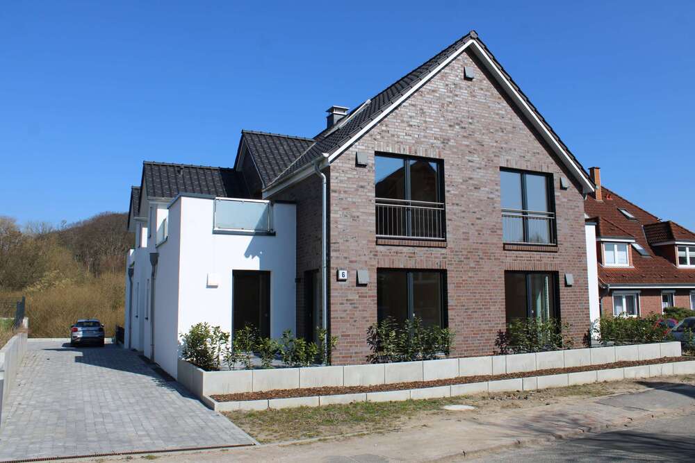Thumbnail-Wohnung zum Kaufen in Bad Schwartau 645.000,00 € 86 m²