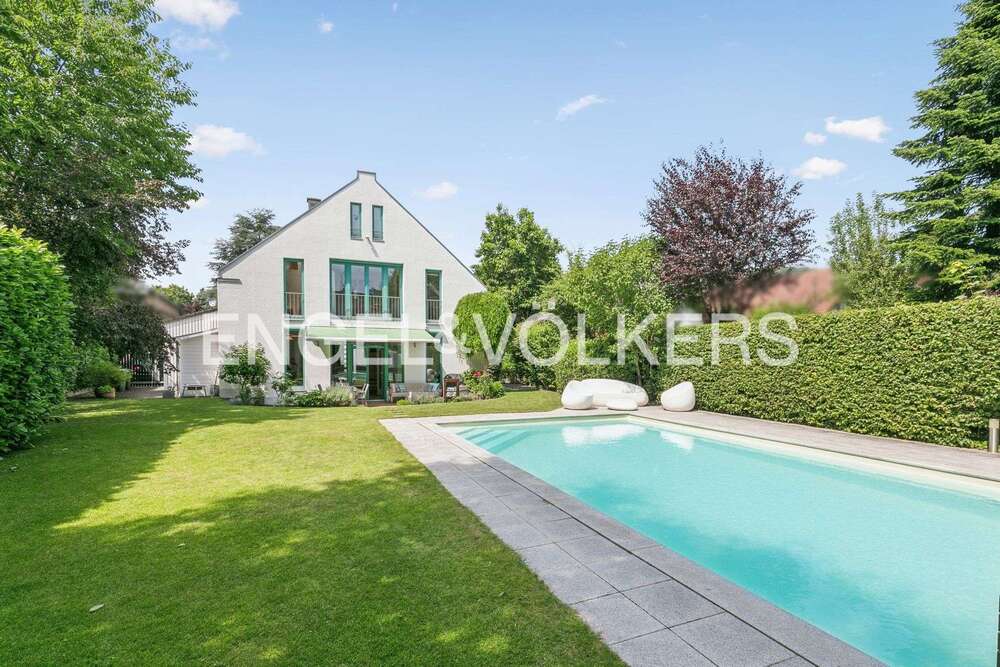 Thumbnail-Haus zum Kaufen in Bonn - Oberkassel 1.447.500,00 € 257 m²