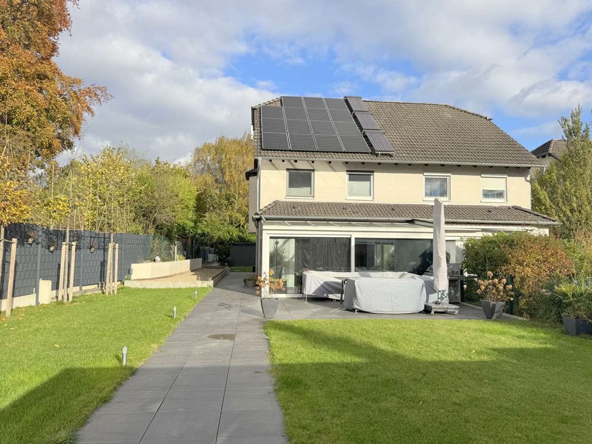 Thumbnail-Haus zum Kaufen in Bochum Stiepel 559.000,00 € 139 m²