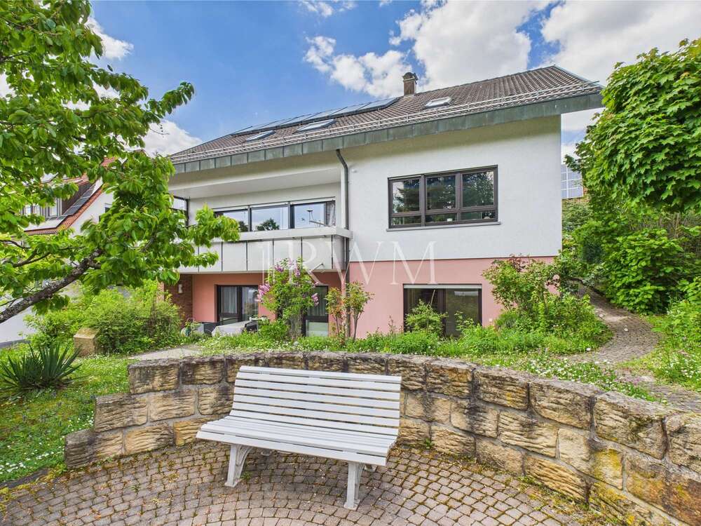 Thumbnail-Haus zum Kaufen in Herrenberg 1.075.000,00 € 352 m²
