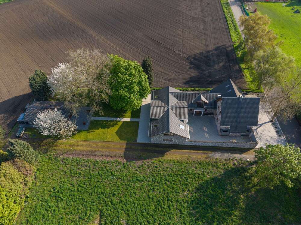 Thumbnail-Haus zum Kaufen in Hürth 1.990.000,00 € 448 m²